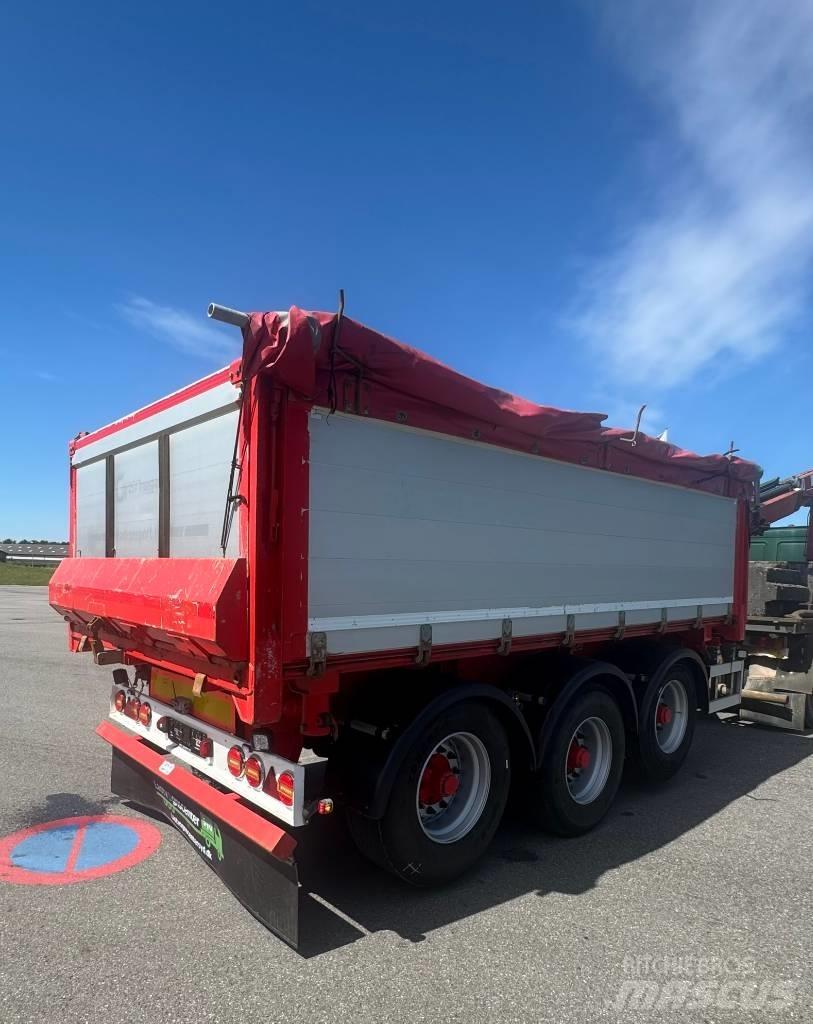 CMT PT Dump Trailers