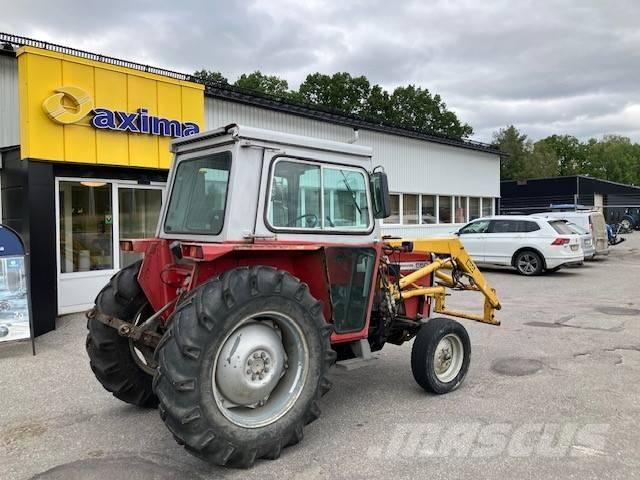 Massey Ferguson 550 Tractors