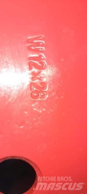 Fendt 12x28 RIMS Tires, wheels and rims