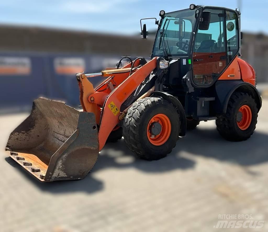 Komatsu WA 80-6 Wheel Loaders