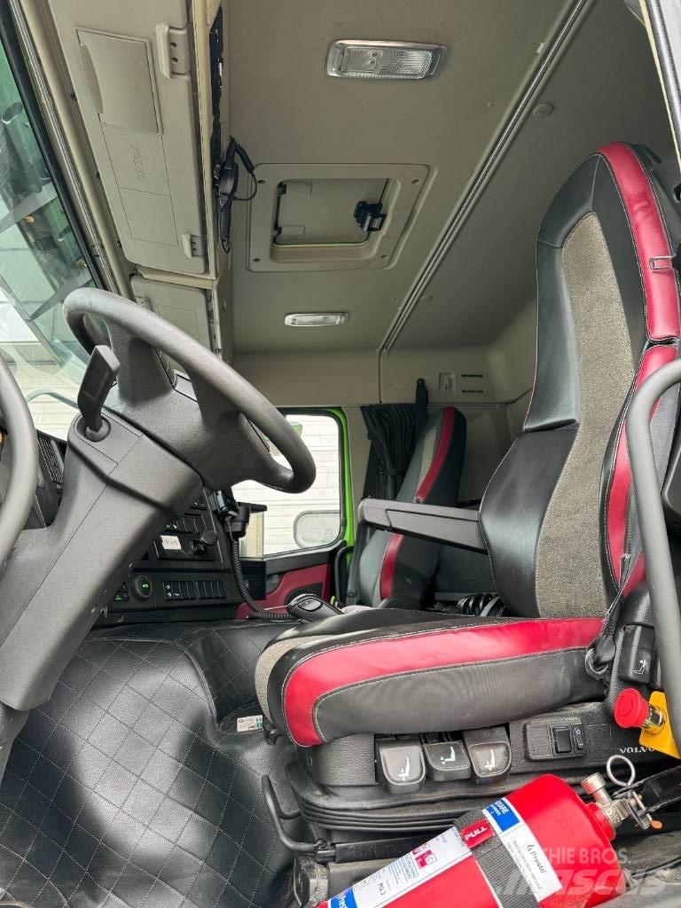 Volvo FM 8*4 Dump Trucks