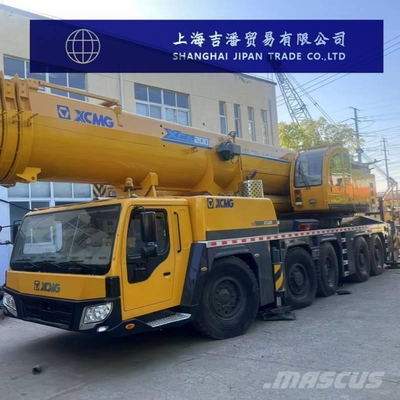 XCMG XCA 200 Mobile and all terrain cranes