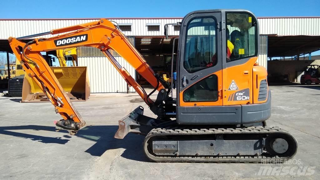 Doosan DX 60 R Mini Excavators <7t (Mini Diggers)