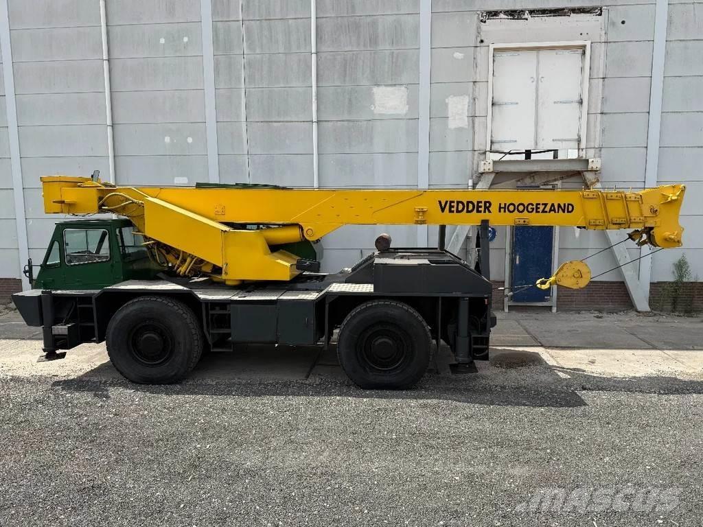 P&H OMEGA S20 Rough Terrain Cranes
