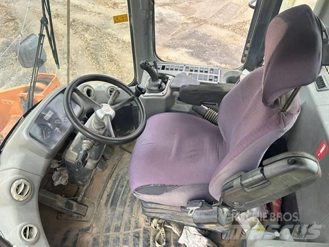 Doosan DL 300 Wheel Loaders