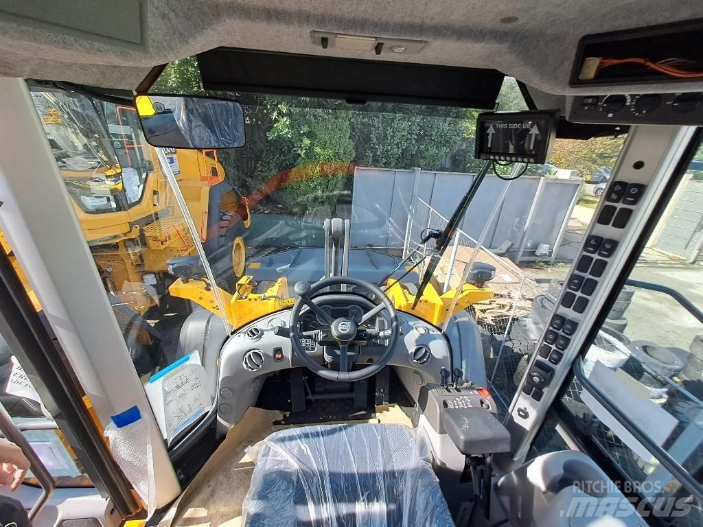 Volvo L90H Wheel Loaders