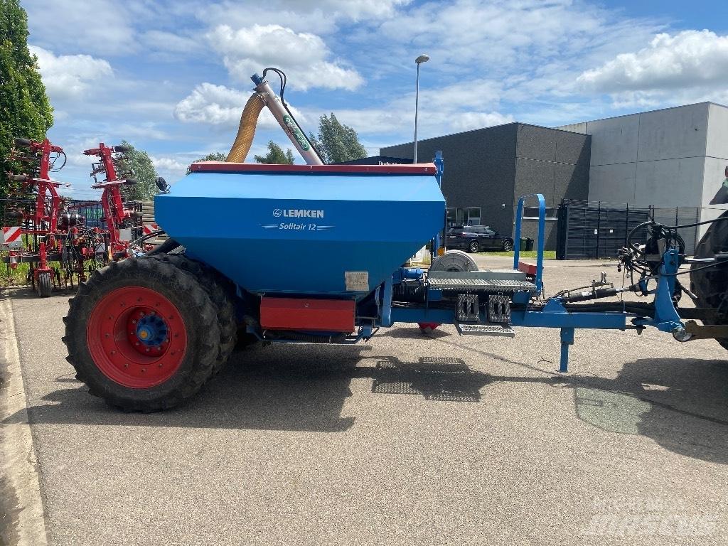 Lemken Solitair 12 Farm Drills
