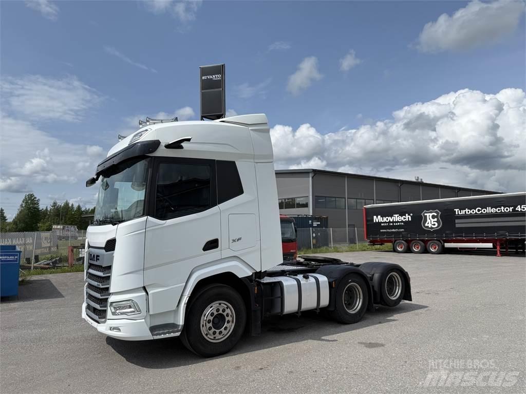DAF XF 530 FTS 6X2 Conventional Trucks / Tractor Trucks
