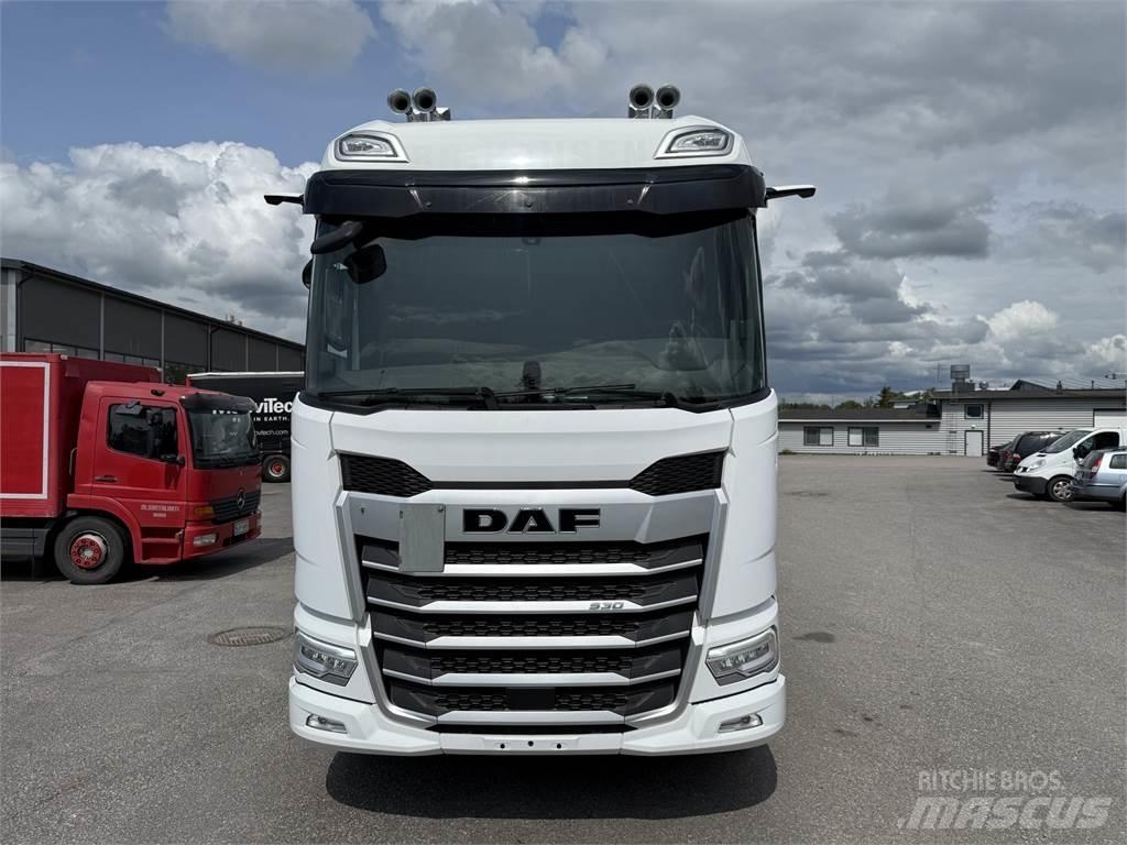 DAF XF 530 FTS 6X2 Conventional Trucks / Tractor Trucks
