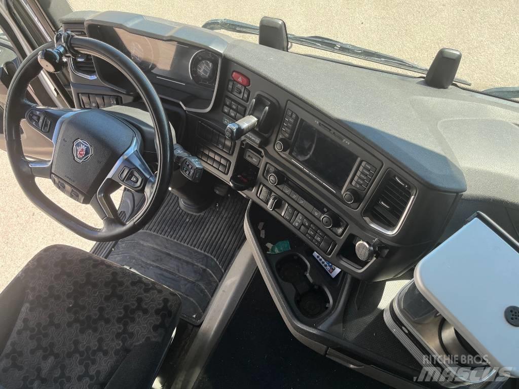 Scania R450B6X2*4NB Reefer Trucks