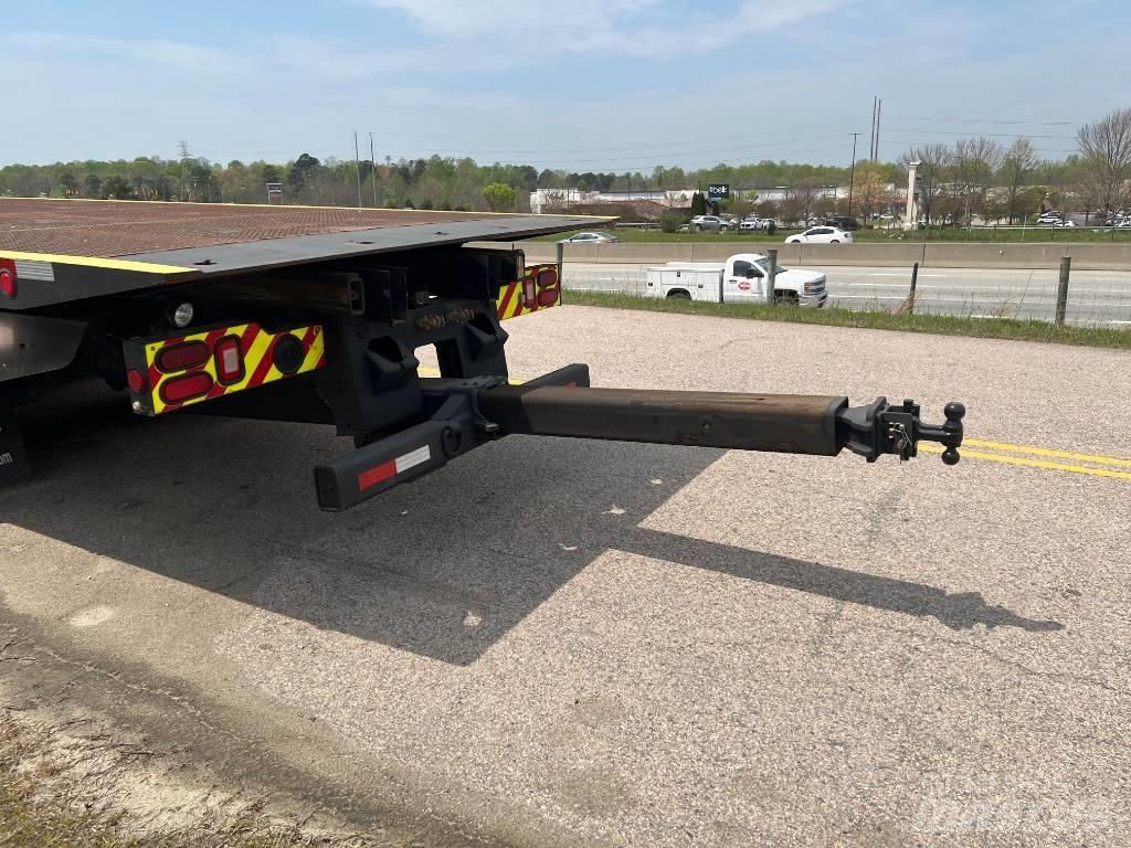 Peterbilt 348 Tow Trucks / Wreckers