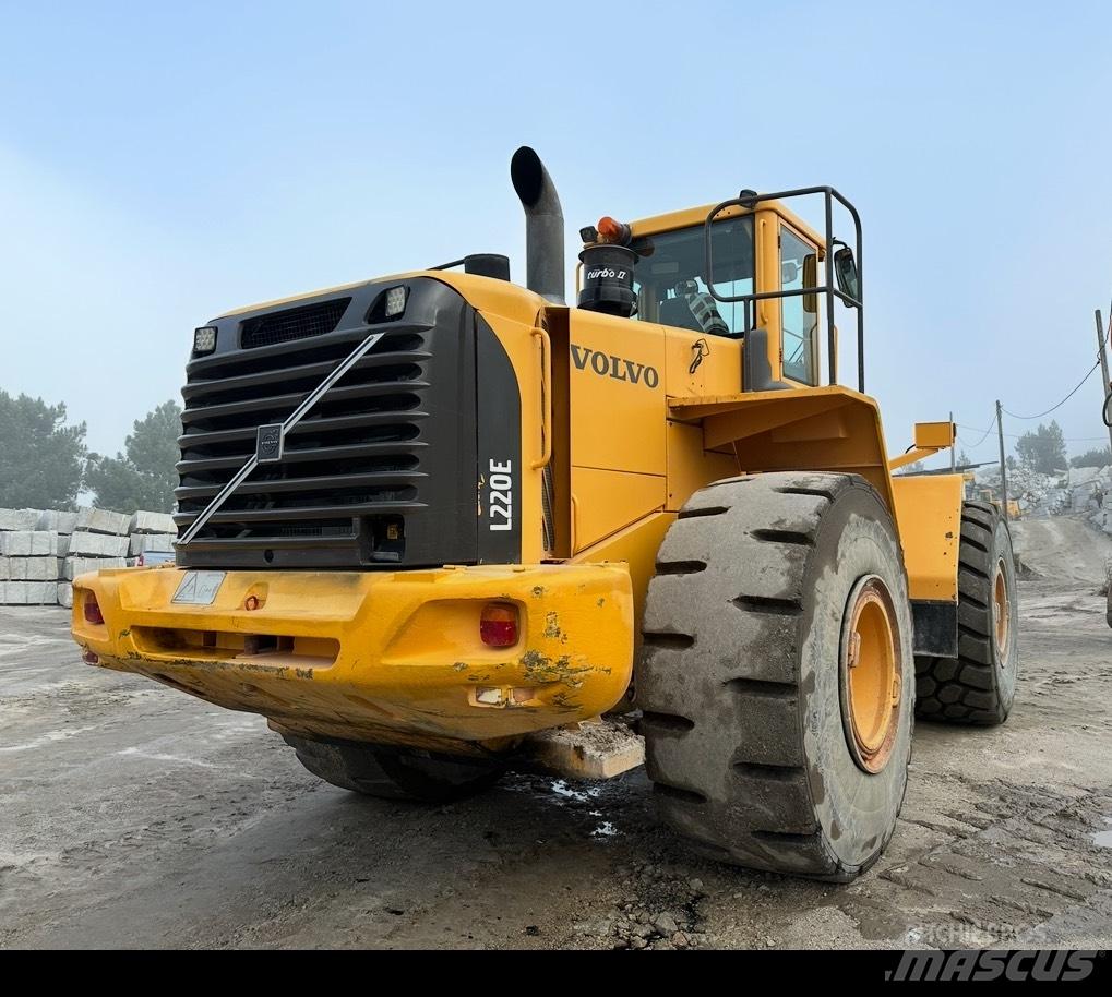Volvo L 220 E Wheel Loaders