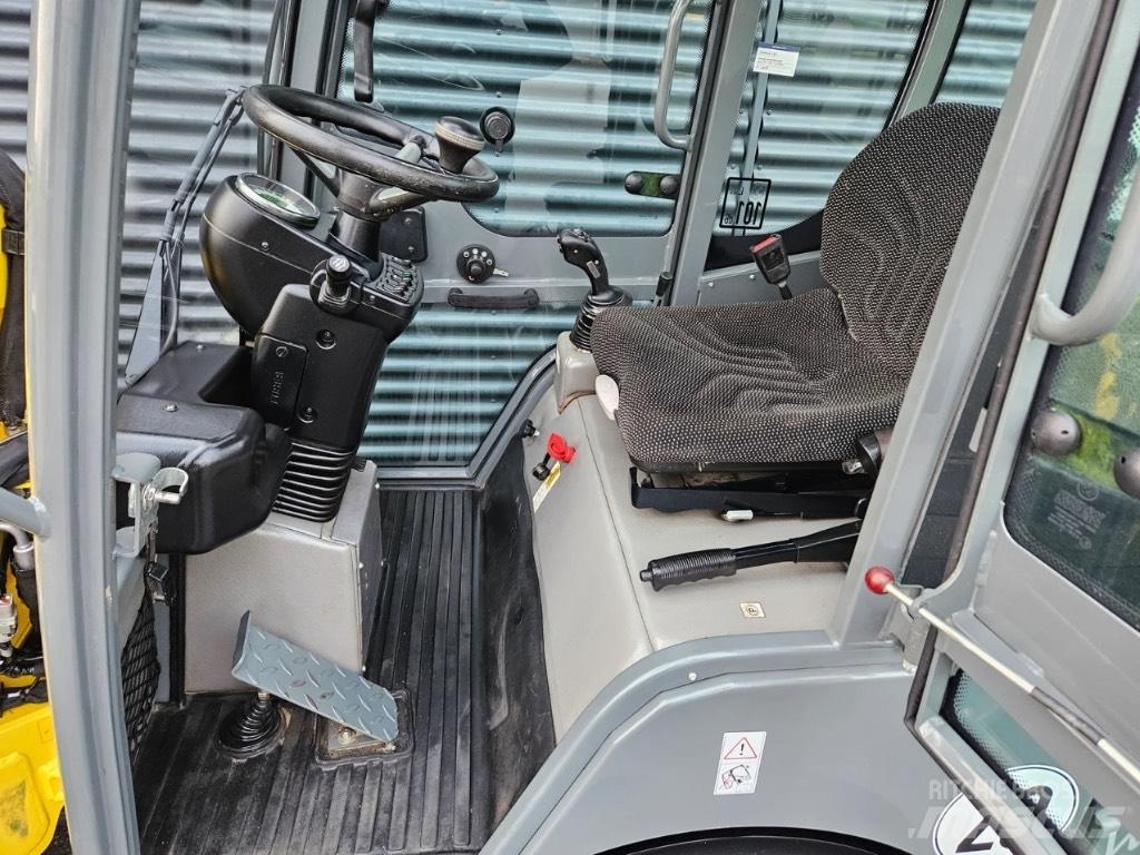 Wacker Neuson WL 25 Mini Loader