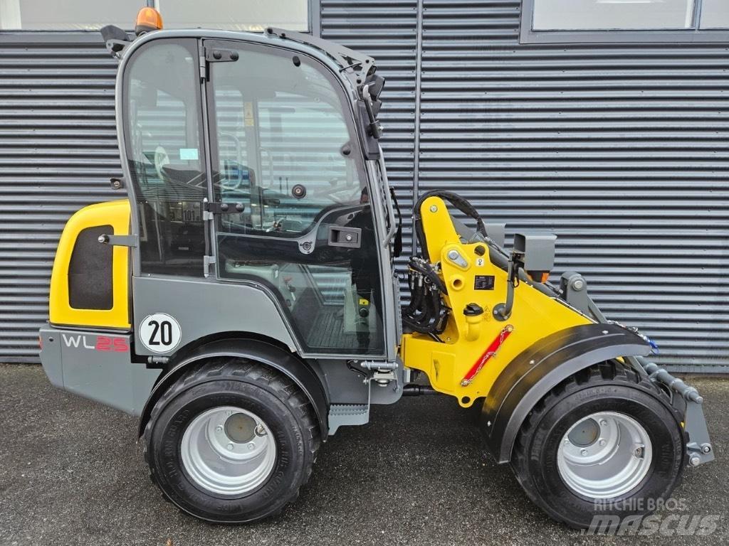 Wacker Neuson WL 25 Mini Loader