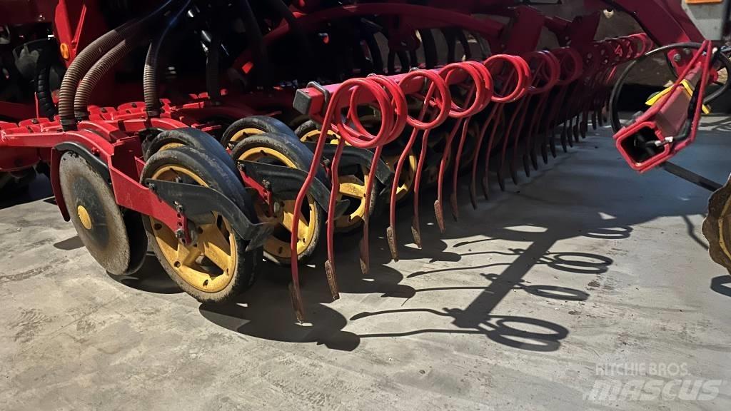Väderstad Spirit600S Farm Drills
