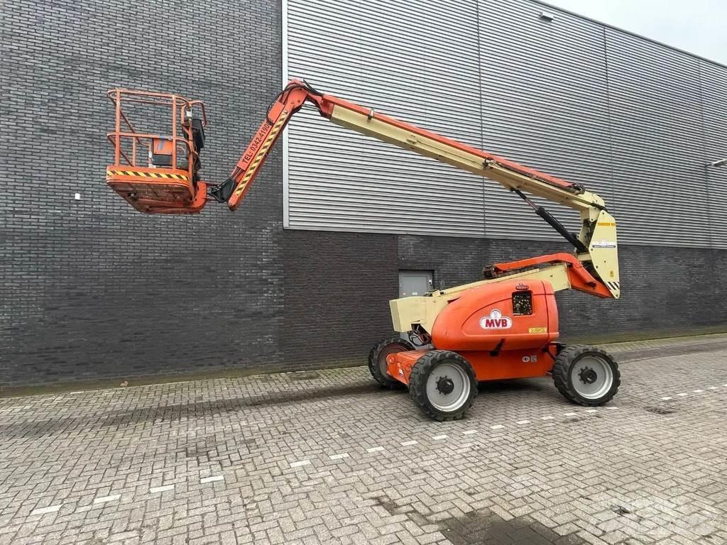 JLG 600AJ Telescopic boom lifts