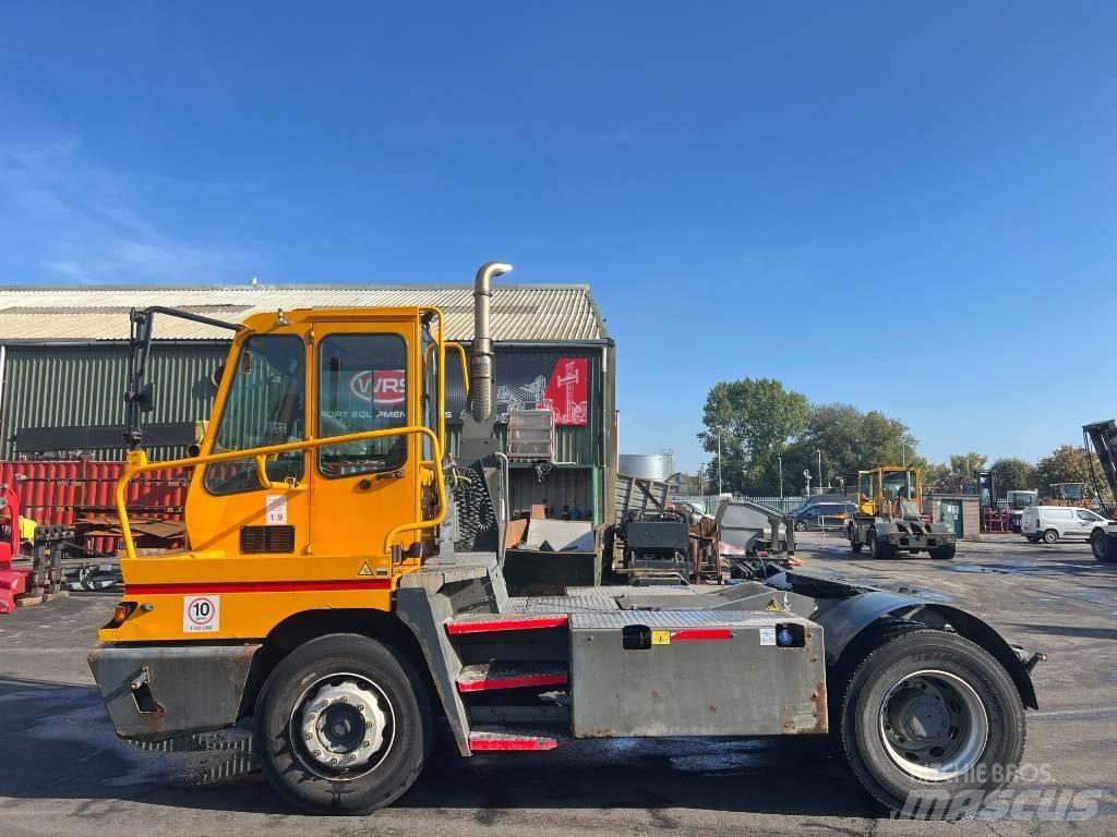 Terberg YT182 Shunt Trucks