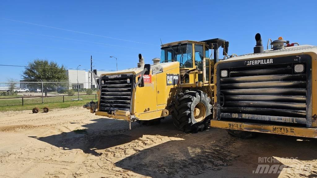 CAT RM 300 Asphalt Recycling Equipment