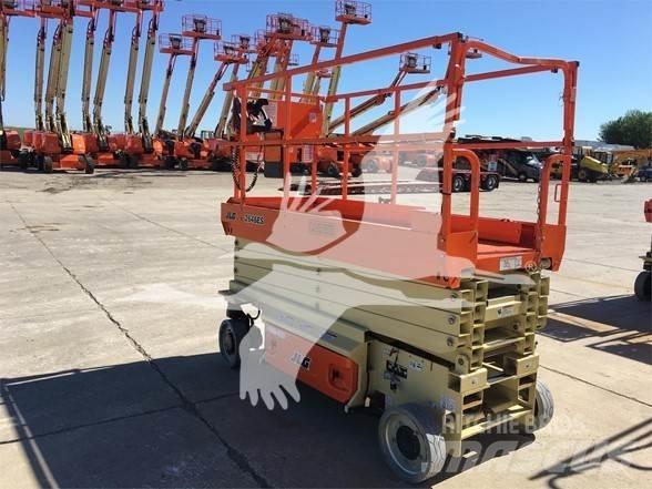 JLG 2646ES Scissor Lifts