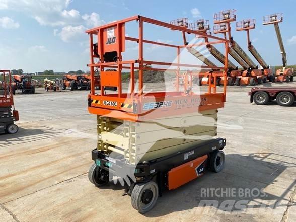 JLG ES3246 Scissor Lifts