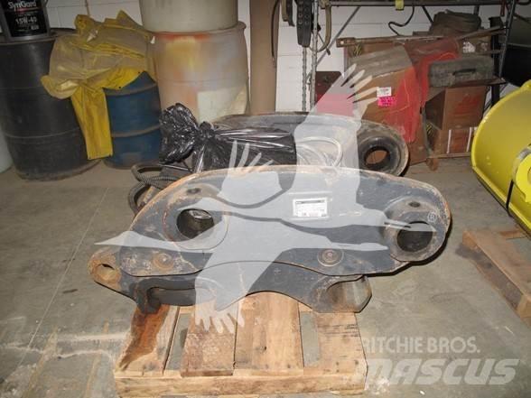  M&R 350 Buckets