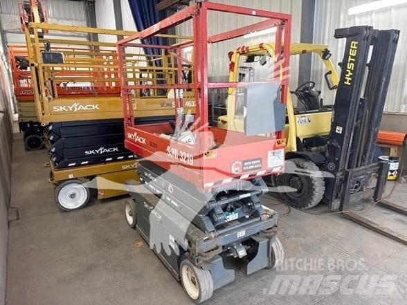 SkyJack SJ3219 Scissor Lifts