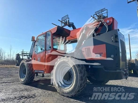 SkyTrak 10054 Telescopic Handlers