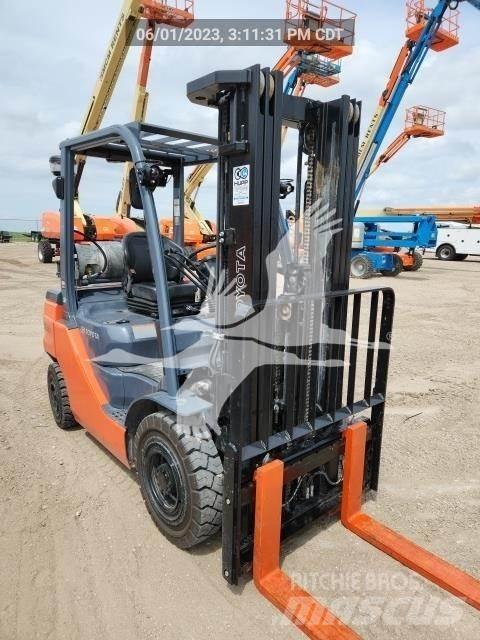 Toyota 8FGU25 Diesel Forklifts
