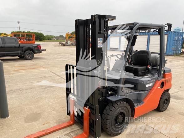 Toyota 8FGU25 Diesel Forklifts