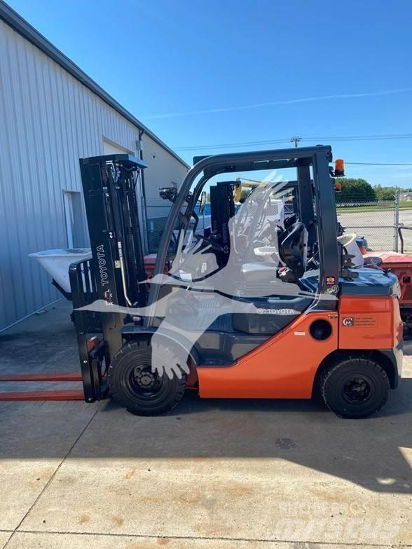 Toyota 8FGU25 Diesel Forklifts