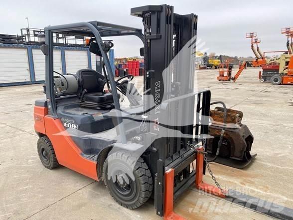 Toyota 8FGU25 Diesel Forklifts