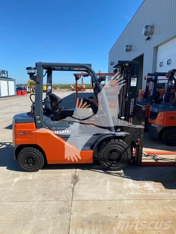 Toyota 8FGU25 Diesel Forklifts