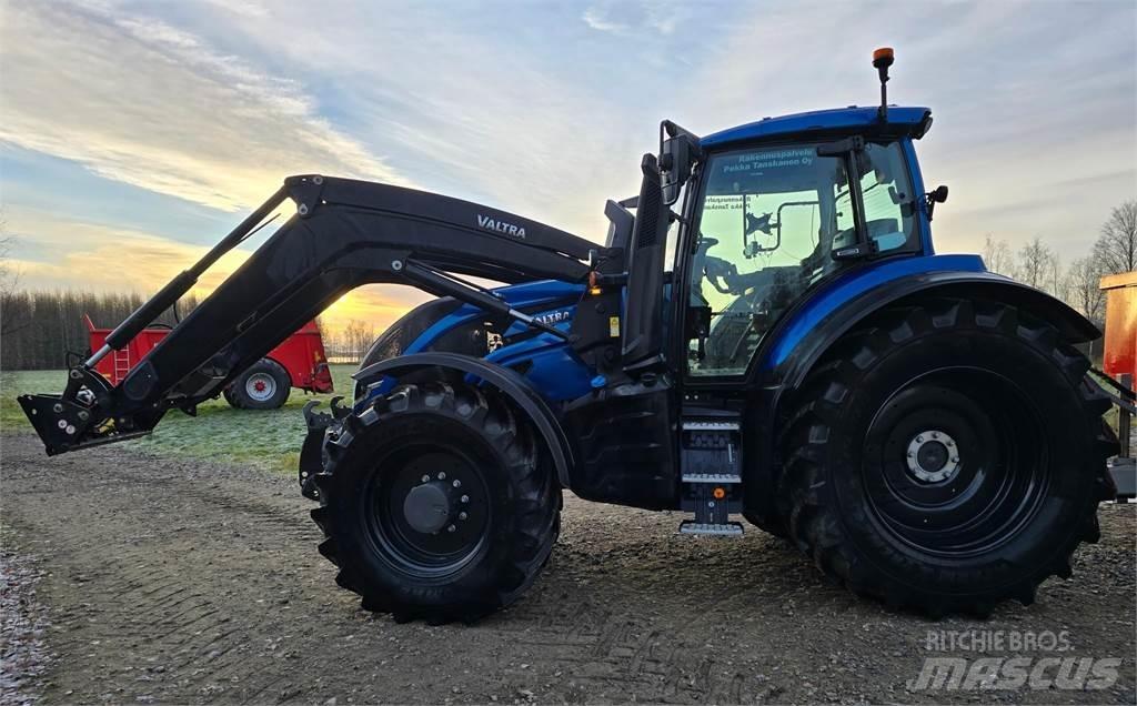 Valtra T175e Versu Tractors