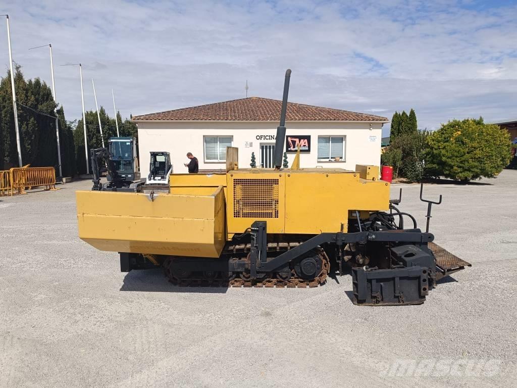 Ingersoll Rand 340T Asphalt pavers