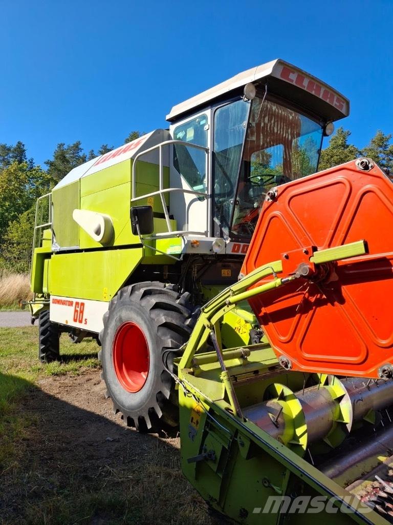 CLAAS Dominator 68 S Combine Harvesters