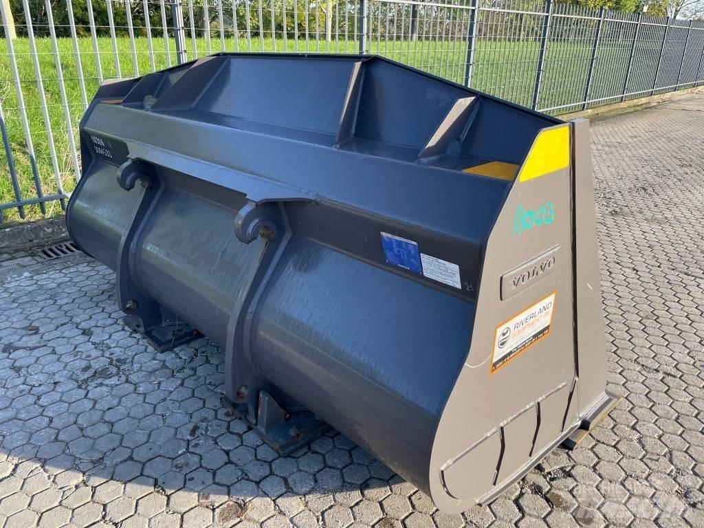 Volvo L 120 H Bucket Buckets