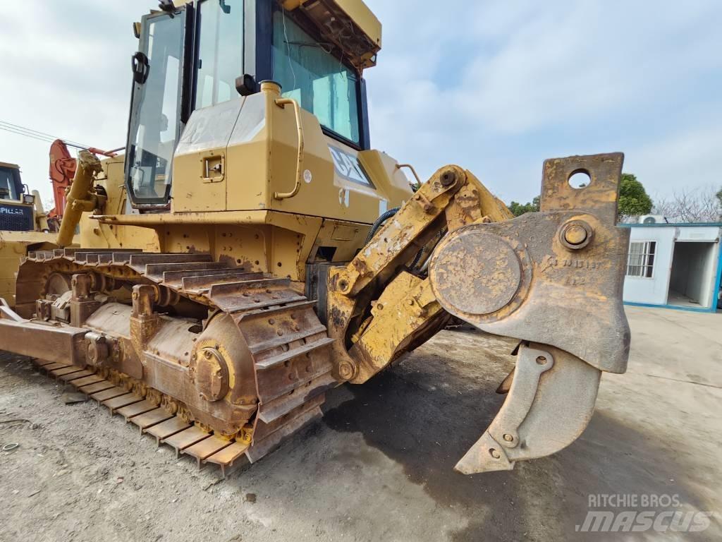 CAT D 7 G 2 Wheel Loaders