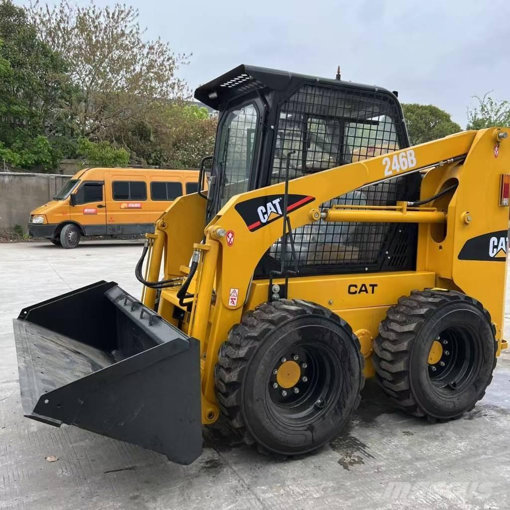 CAT 246 B Mini Loader