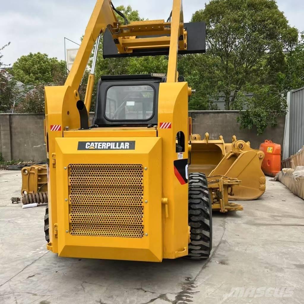 CAT 246 B Mini Loader