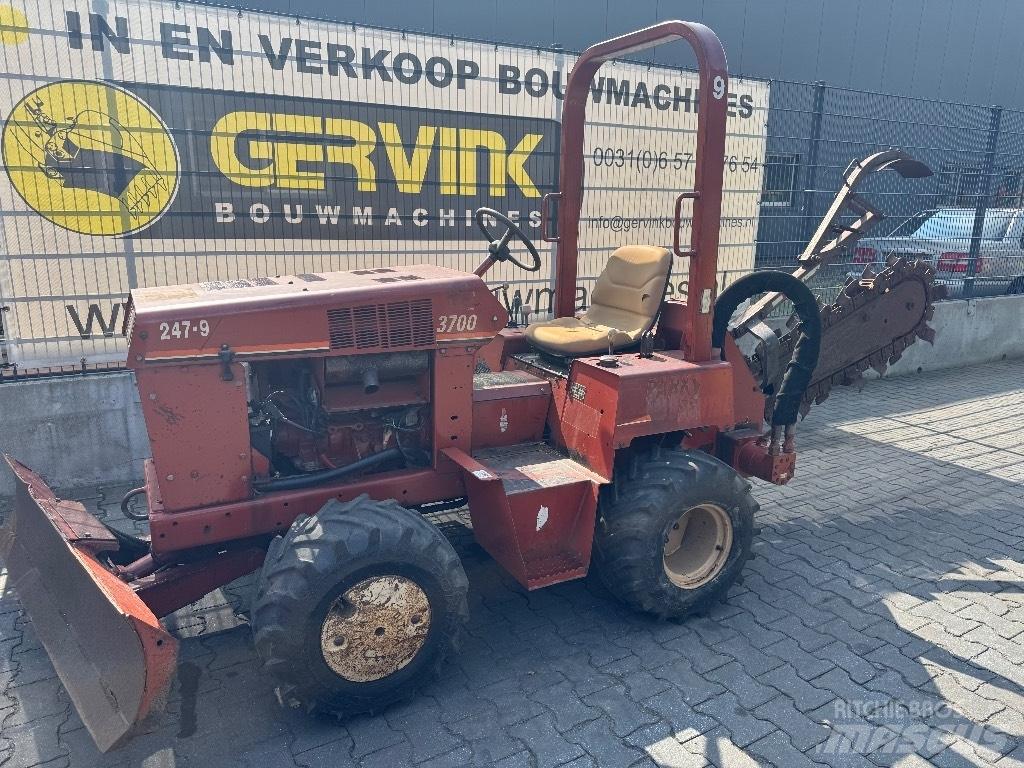 Ditch Witch 3700 DD Trenchers