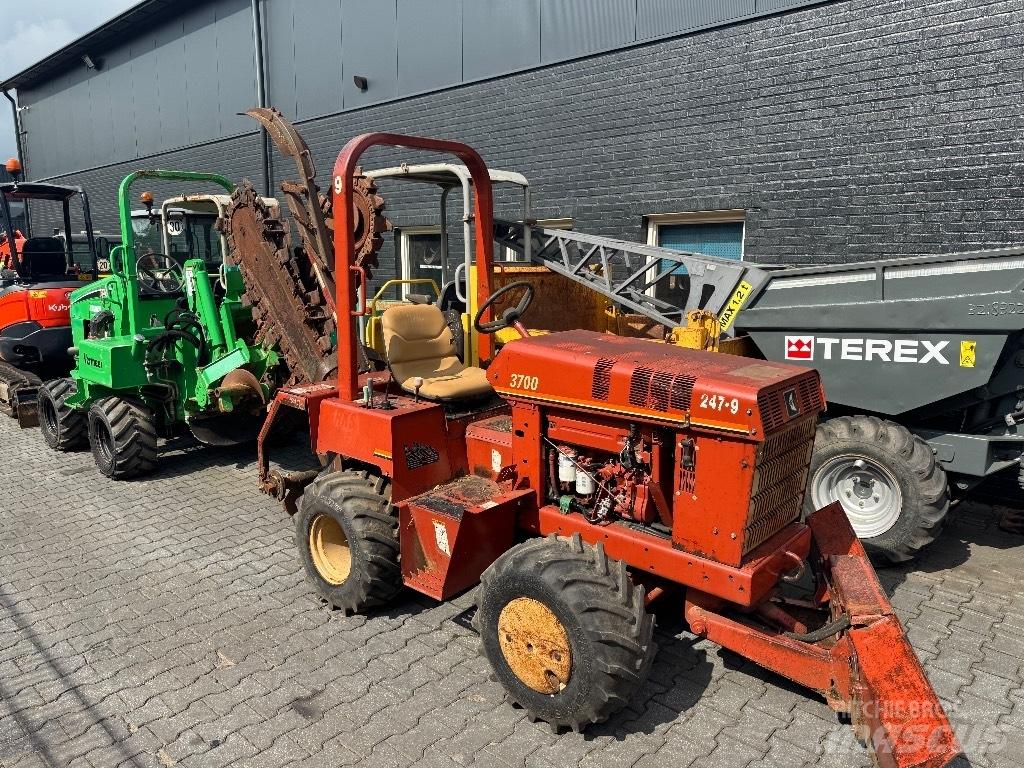 Ditch Witch 3700 DD Trenchers