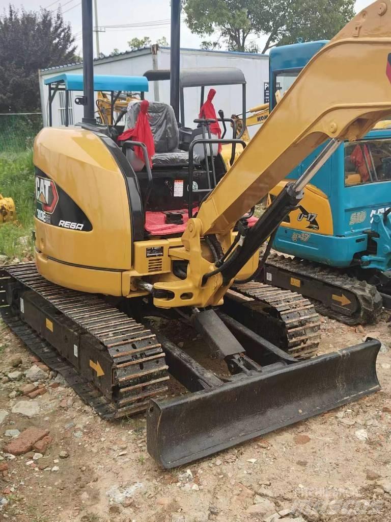 CAT 303 Mini Excavators <7t (Mini Diggers)