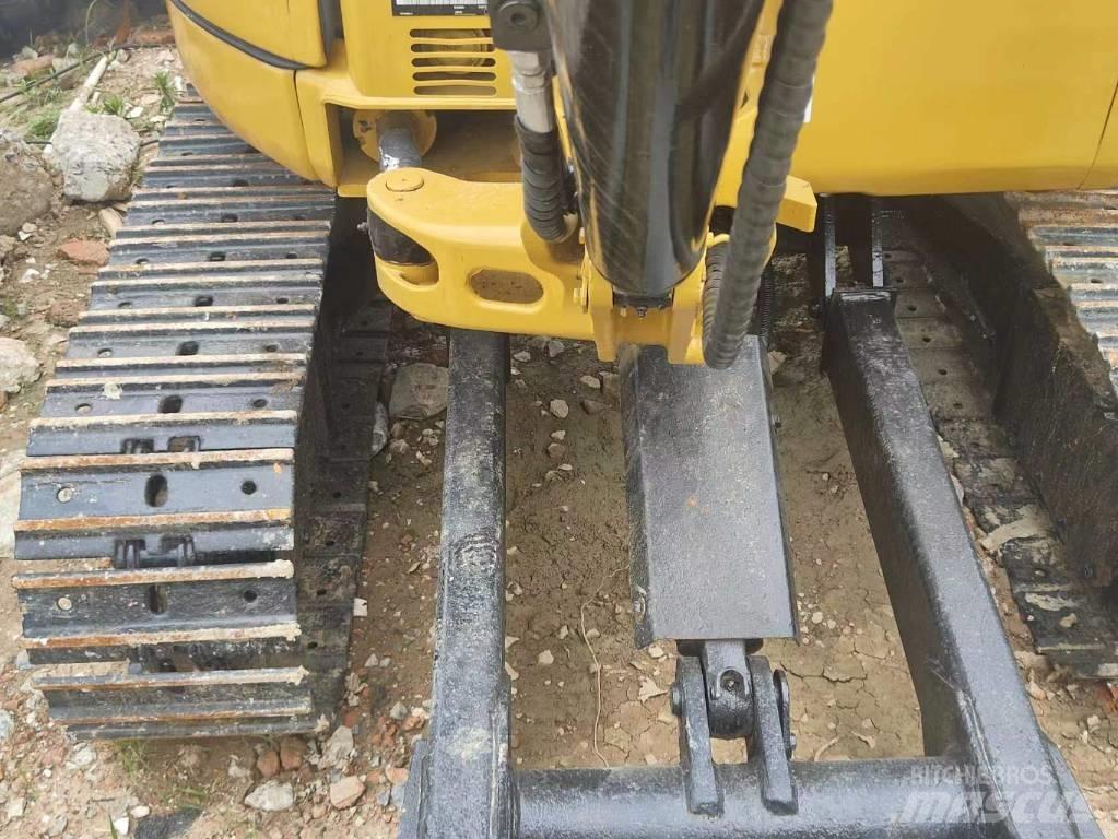 CAT 303 Mini Excavators <7t (Mini Diggers)