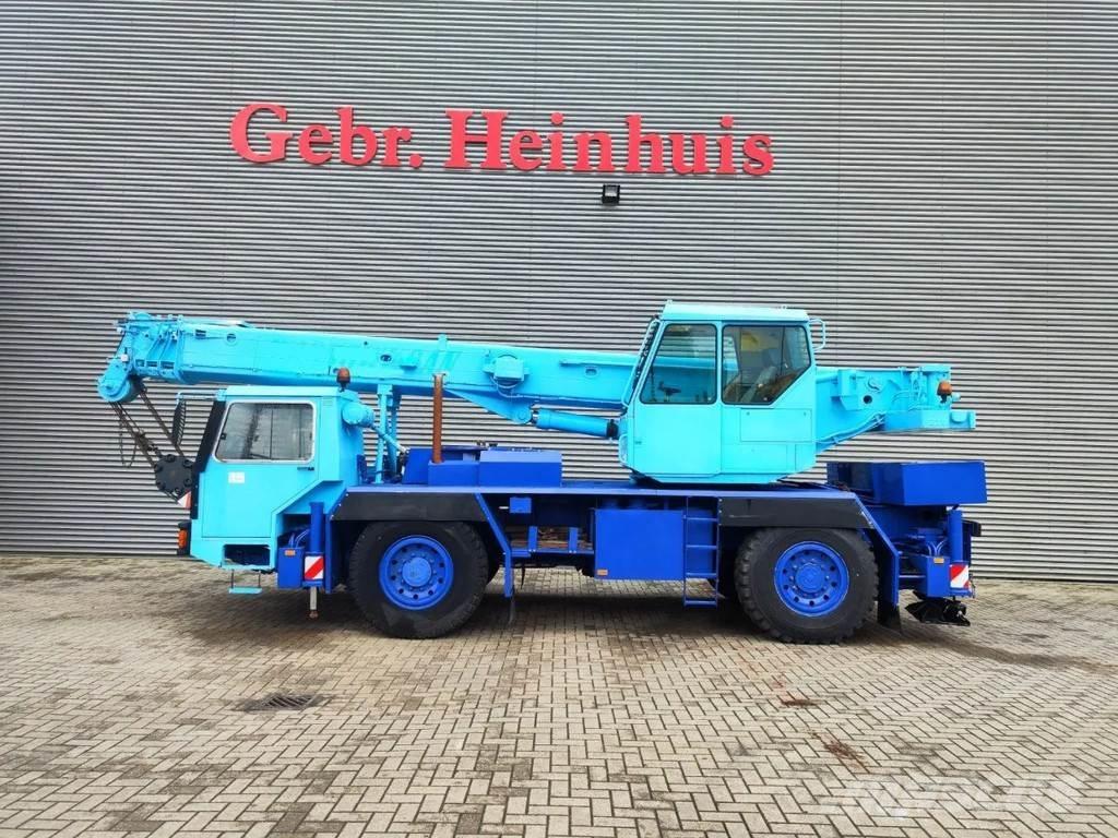 Liebherr LTM 1025 Mobile and all terrain cranes