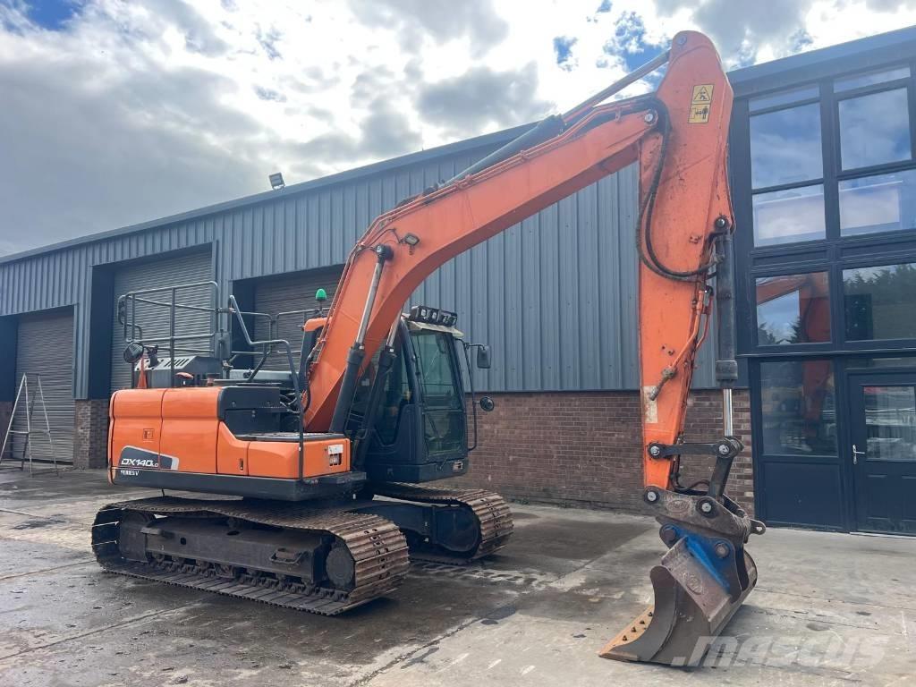 Doosan DX 140 LC Crawler excavators