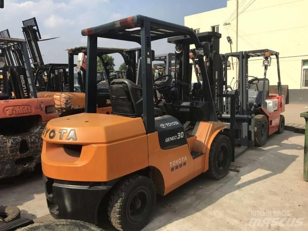 Toyota FD 30 Diesel Forklifts