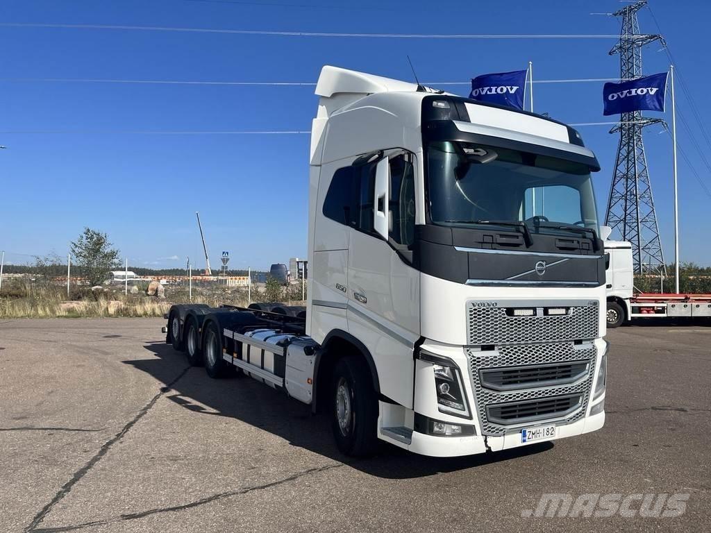 Volvo FH Cab & Chassis Trucks
