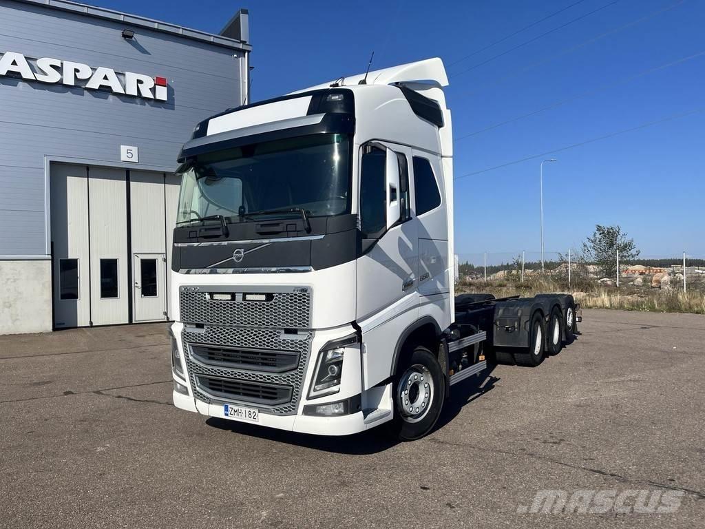 Volvo FH Cab & Chassis Trucks