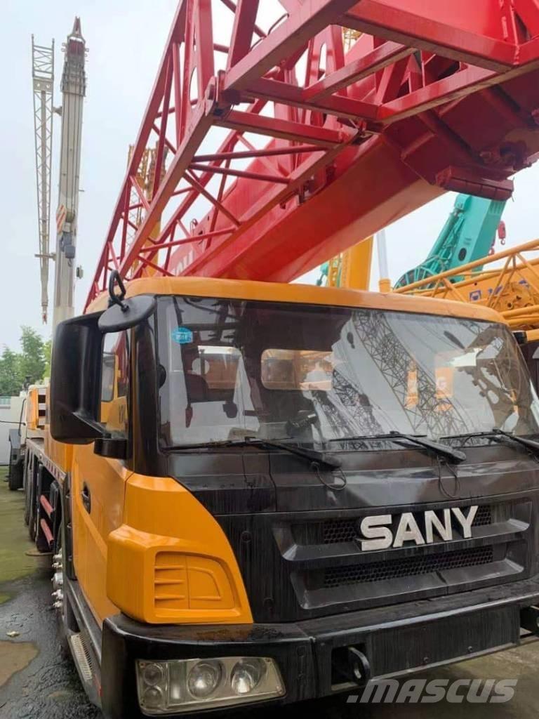 Sany STC250 Mobile and all terrain cranes