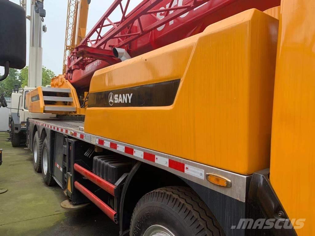 Sany STC250 Mobile and all terrain cranes
